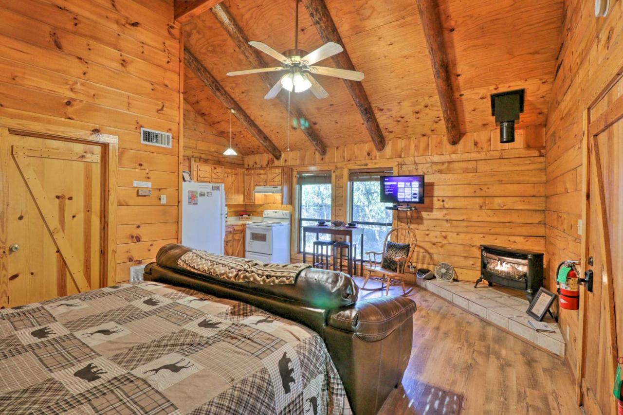 Broken Bow Cabin With Hot Tub And Bbq - 4 Mi To Lake! Stephens Gap Kültér fotó